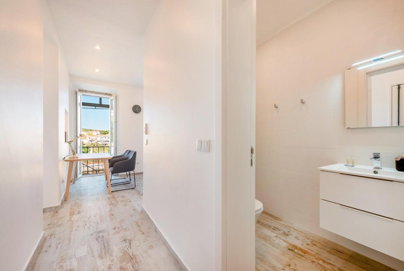Guestready - Mosaic Terrace Apartment Lisbon Bagian luar foto